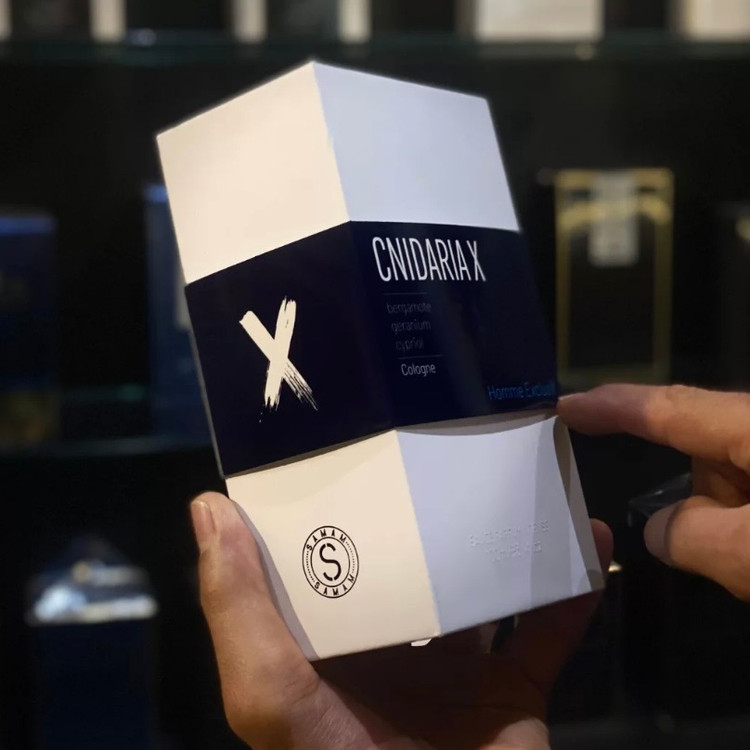 عطر ادکلن صمام سندریا ایکس اکسکلوسیو
